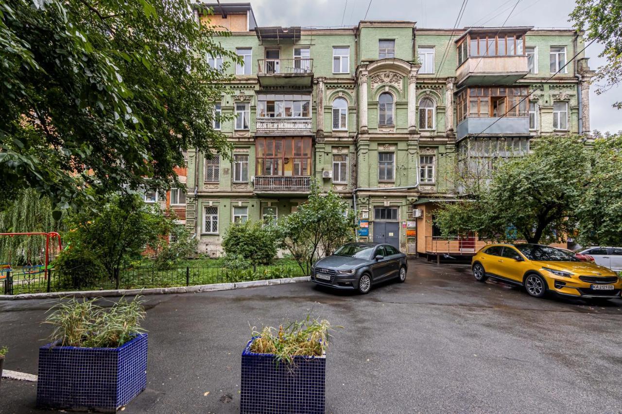 Апартаменти Kyiv Brown Loft Екстер'єр фото